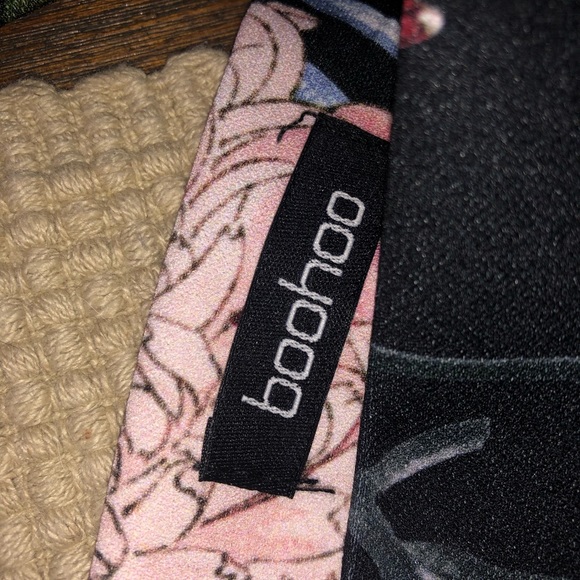 Boohoo bodysuit black with floral print - Picture 2 of 4